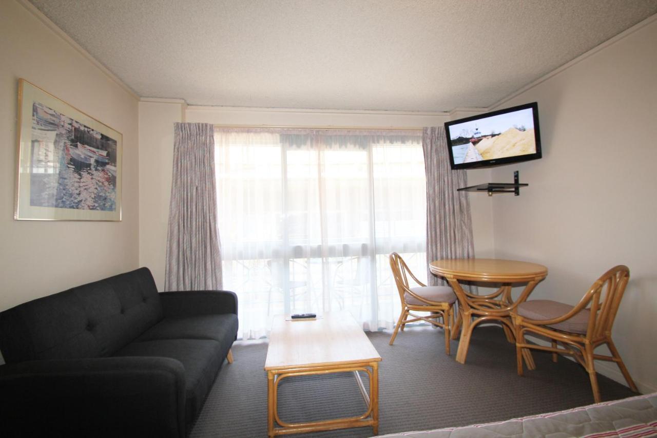 Beaumaris Bay Motel Esterno foto